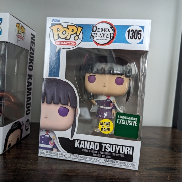 NEW Demon Slayer Kanao Tsuyuri Glow GITD  Funko Pop Barnes and Noble exclusive - Picture 10 of 10